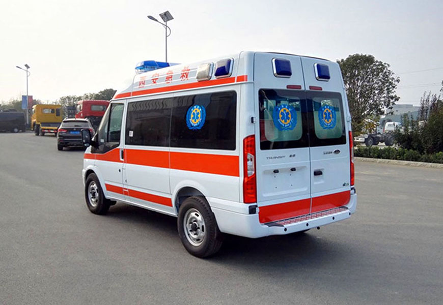 國六福特V348短軸中頂救護車(柴油版)